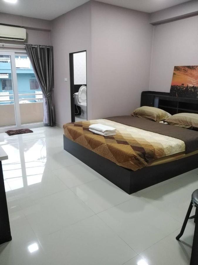 Hug Me Guesthouse Pattaya Exteriér fotografie